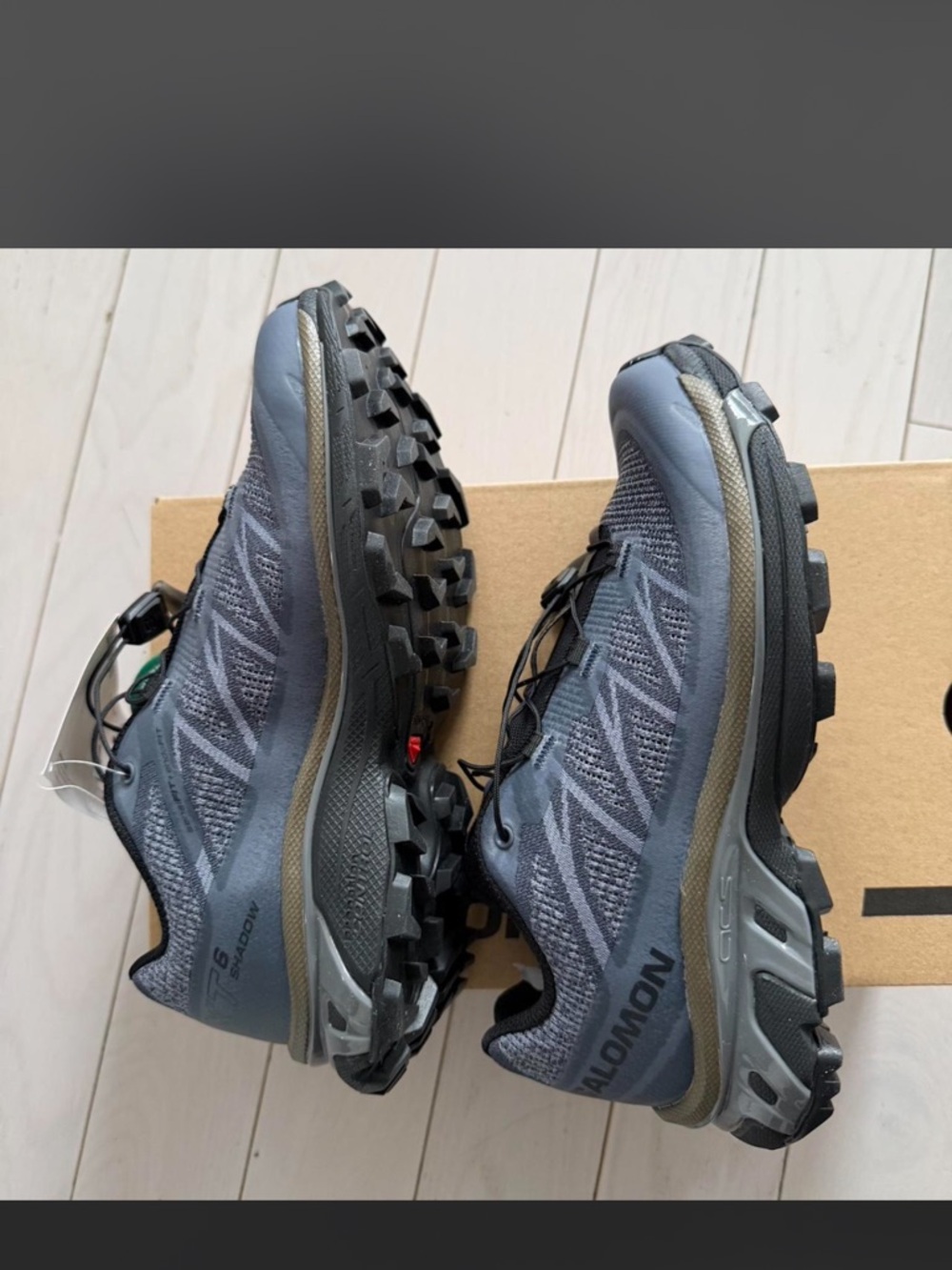 Salomon XT-6 shadow grey/blue sneakers
Size US 5 - Picture 3 of 5